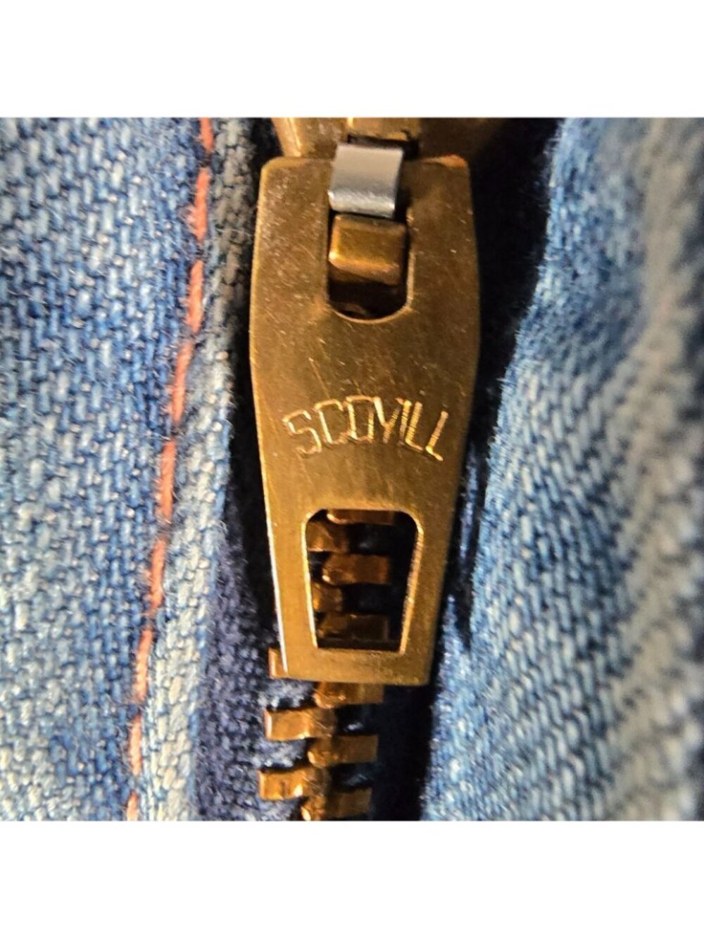 Thrashed Vintage 1970s Scovill Zipper Lined European Carpenter Jeans (36x32) - Picture 8 of 13